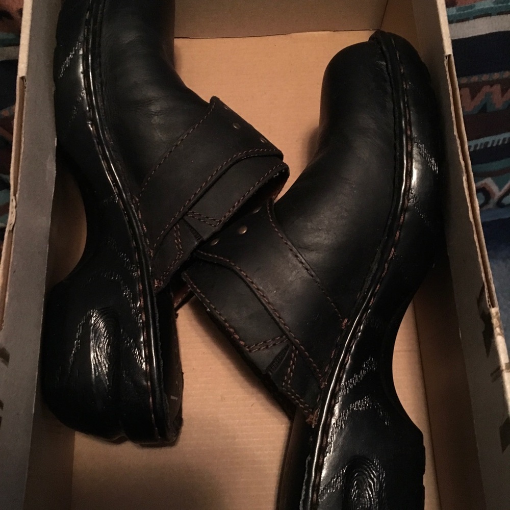 New in Box. Born On Concept Clogs